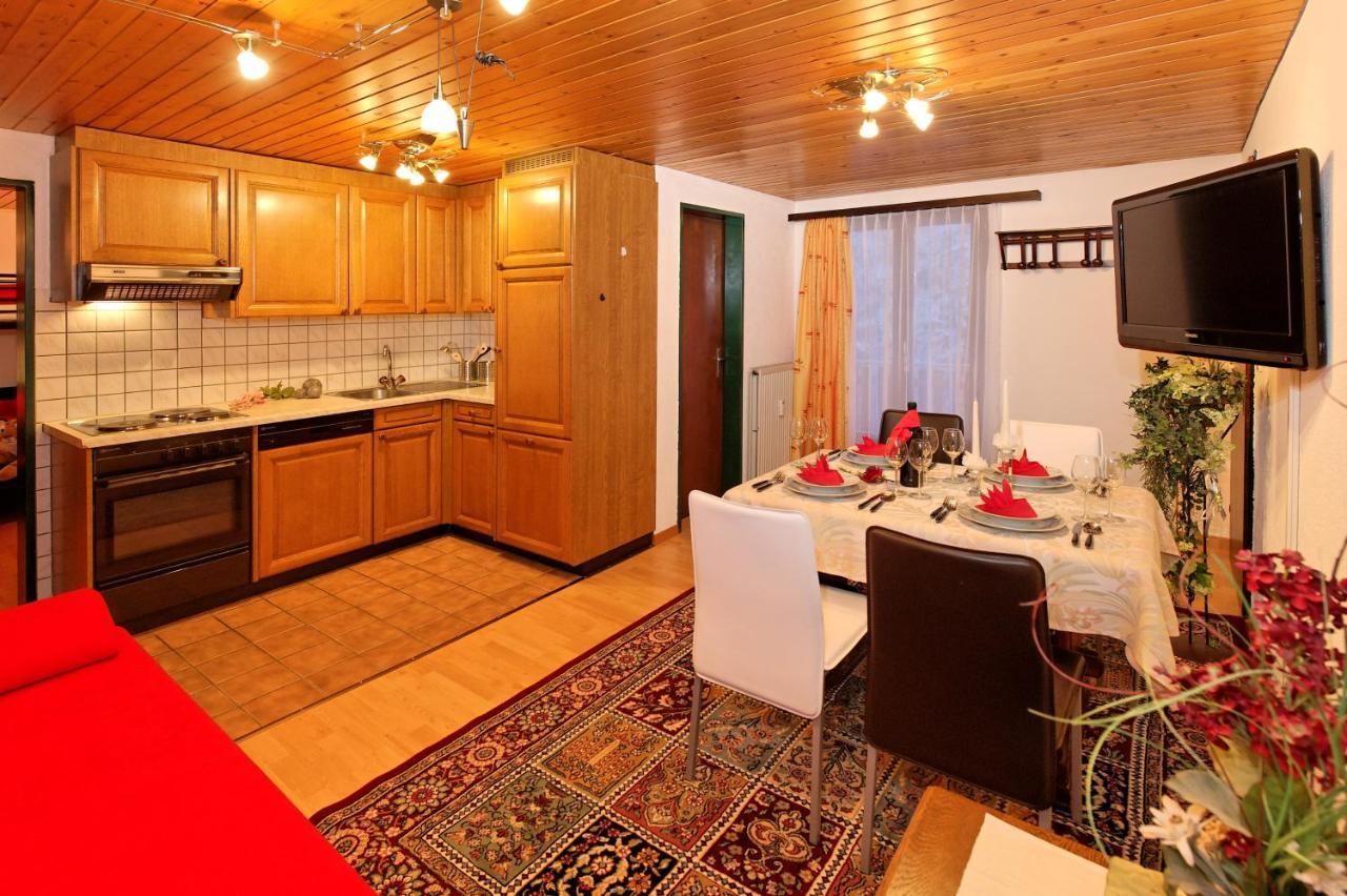 Apartamento Haus Waldheim Grächen Habitación foto
