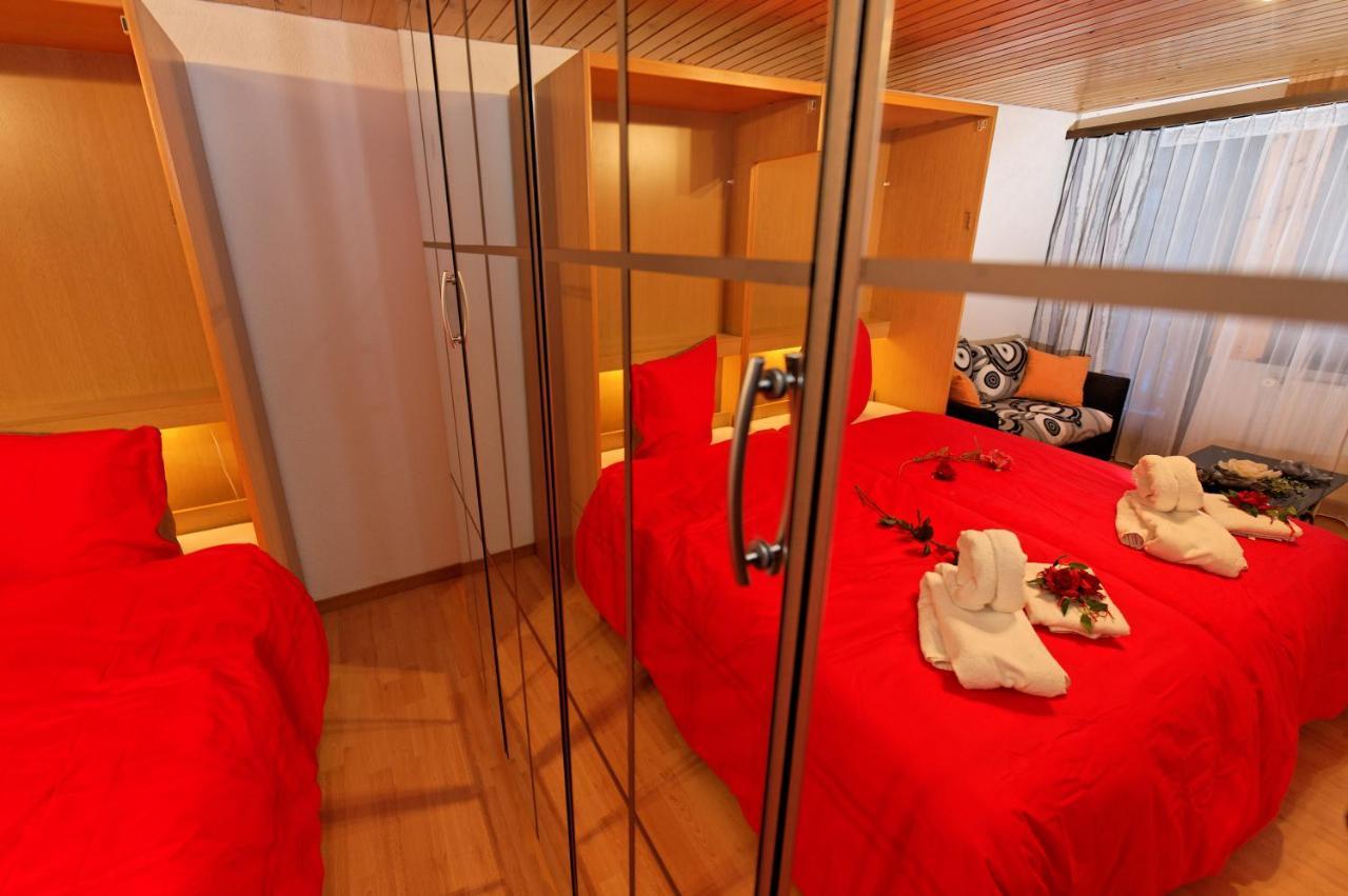 Apartamento Haus Waldheim Grächen Habitación foto