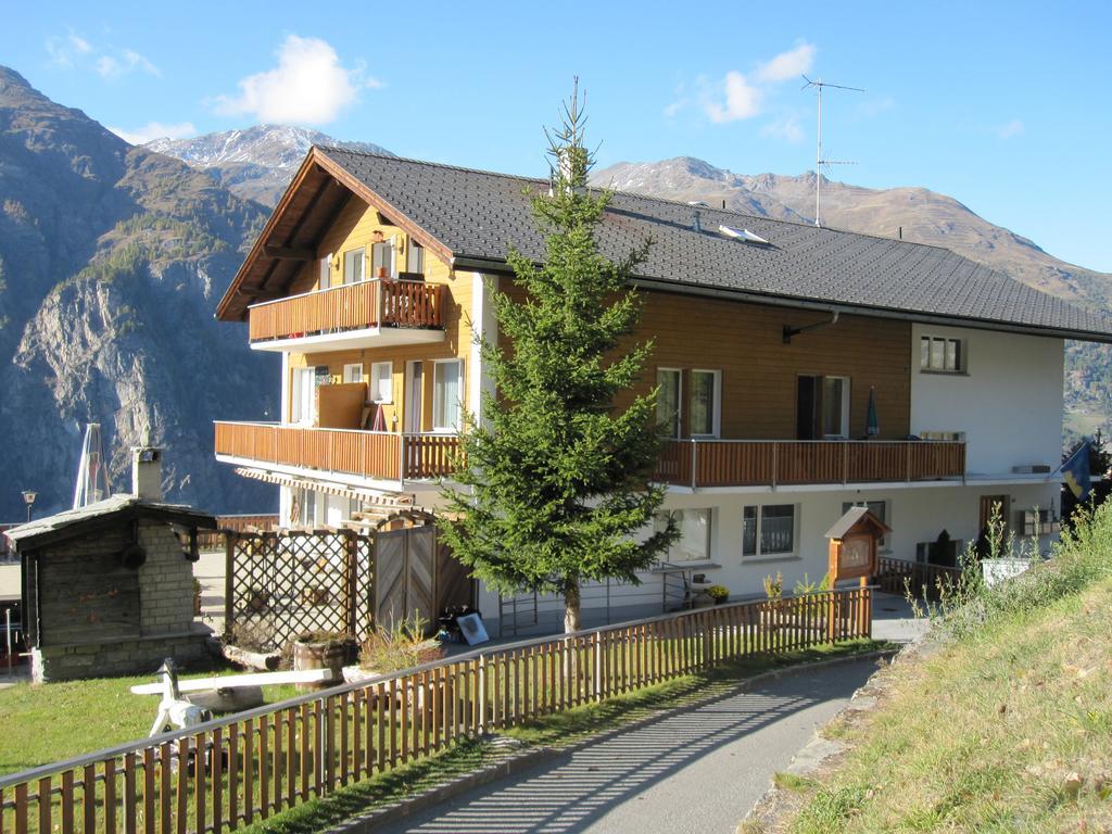 Apartamento Haus Waldheim Grächen Exterior foto